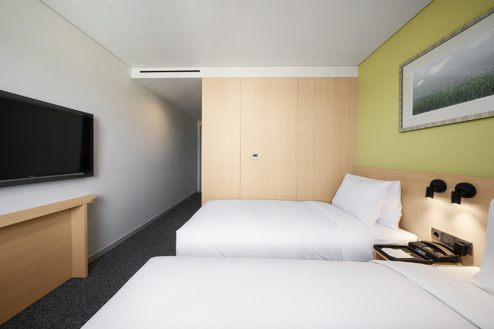 Nine Tree By Parnas Dongdaemun Hotel 4*